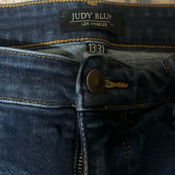 Judy Blue Denim Stretch Cuttoff Shorts Daisy Dukes 13/31 - Picture 6 of 6
